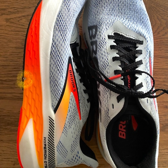 Good Condition / Brooks Hyperion GTS 2 / Women Size 8 - Picture 3 of 4
